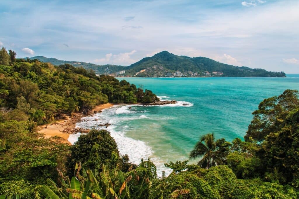 scenic view bay against sky grande